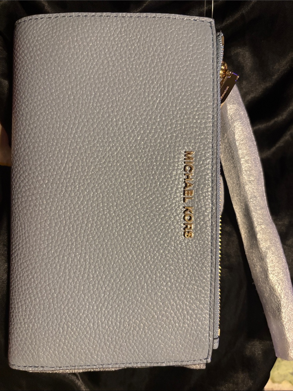 MICHAEL KORS Light Blue Pebbled Leather Wrislet